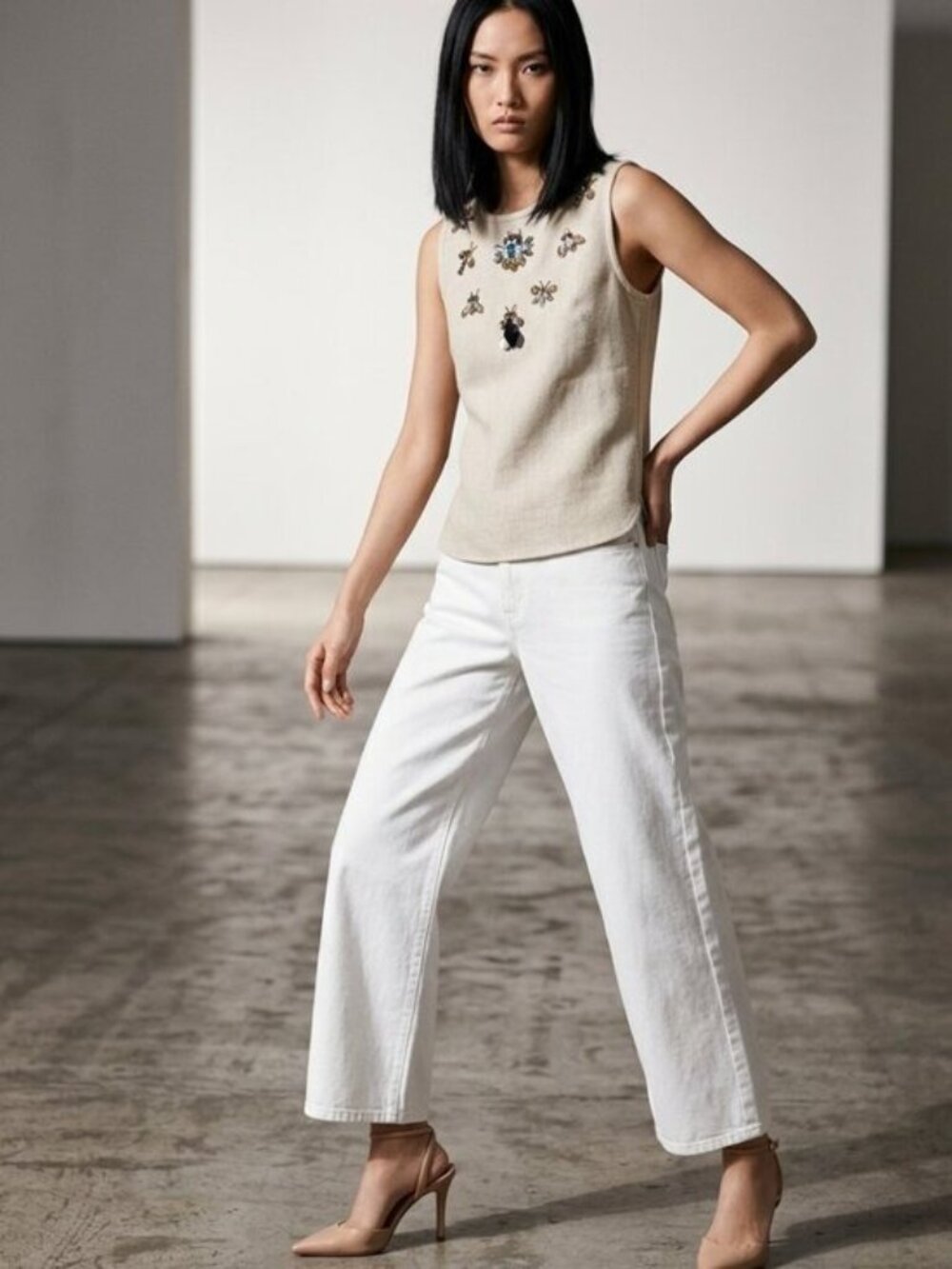 Banana Republic Embellished Linen & Cotton Structured Shell Top S - Picture 2 of 13
